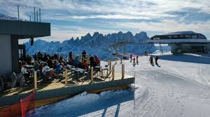 Pagina completa informativa circa funivia col margherita spa a san pellegrino: Rifugio Inalto A Passo San Pellegrino
