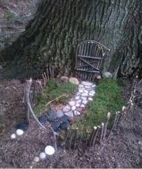 50 Awesome Fairy Garden Lights Diy Bio Garten Bio Garten Biogarten B Awesome Biogarten Di In 2020 Fairy Garden Doors Fairy Garden Houses Fairy Tree Houses