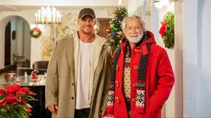 Alan Ritchson Is Using Arnold Schwarzenegger’s Smartest Hollywood Career Move