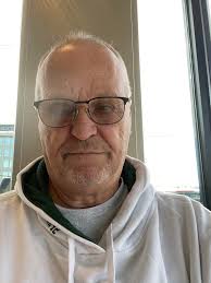 Looking to introduce myself and hopefully get to know some people.