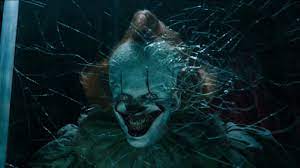 Social commentary within the film: Finaler Trailer Zu Es 2 Clown Pennywise Lehrt Uns Das Furchten