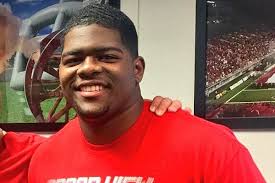 Las Vegas lineman ready to see Hogs