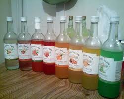 Boones Farm Strawberry Hill 79 A Bottle At Wal Mart In The 90 S Tasted Great With Big Red Gum Boones Farm Wine Fun Drinks Good Ole