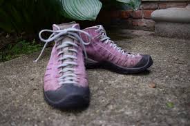 They are waterproof and (some, not all) are breathable, keeping your feet dry as with all these great features, the asolo tps 520 gv boots is a great product. Asolo Cactus Women S Hiking Boots Size Women S 8