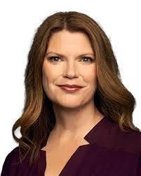 Carole Hanlon's Instagram, Twitter & Facebook