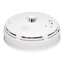 The fire alarm system detects the high amount of smoke and acts on it. The Difference Between Smoke Heat And Carbon Monoxide Detectors Cef
