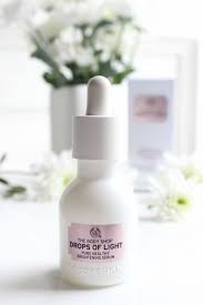Teteskan beberapa tetes tea tree oil pada tissue dan hirup aromanya. The Body Shop Drops Of Light Brightening Serum Review Body Shop Skincare The Body Shop Body Shop At Home