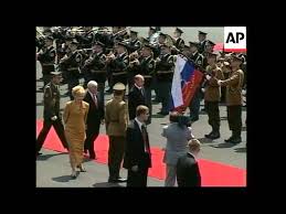 Airport arrivals of Bush and Putin and ...