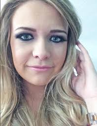 Woman finds her boyfriend in bed with another girl