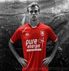 Fc nantes fc nordsjælland fc porto fc schalke 04 fc seoul fc sion fc st. Fc Twente 2019 20 Kicks21 Home Kit Todo Sobre Camisetas
