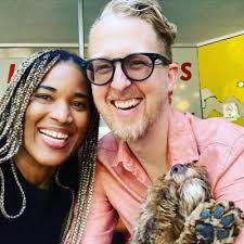 Heather Shippit (@HShippit)