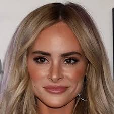 Amanda Stanton