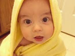 Đứa trẻ được nhận nuôi sau bao năm đã đoàn tụ với cha mẹ ruột và bi kịch  gia đình cũng từ đó mà bắt đầu