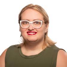 Adam Cave's Instagram, Twitter & Facebook