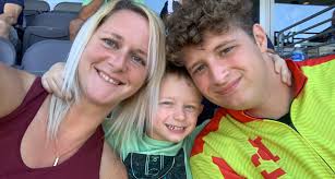 Aileen Shue (@ashue10382)