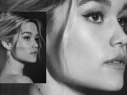 Sarah Catherine Hook is in her 'yes' girl era