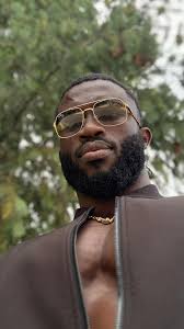 Even through pain I walk with confidence. That's discipline.🔥 #noexcuses  #africandiamond