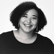 Jamie Roldan-Moquete needed a change. She entered the working world as an  insurance agent immediately after graduating high school, but she was  unfulfilled. “After getting my license, I still didn't find gratification