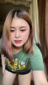 Bernadette Reynolds's Instagram, Twitter & Facebook