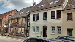 Vergleichen sie jetzt 34 ferienhäuser & ferienwohnungen in vorsfelde ✓ finden sie ihre unterkunft & sparen sie bis zu 40% mit hometogo! 4 Zimmer Wohnung Zu Vermieten Amtsstr 28 38448 Wolfsburg Vorsfelde Mapio Net