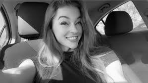 zo ♊️ (@zoeystjohn) · Instagram 照片和视频