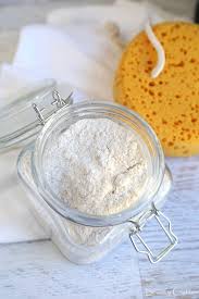 Adding the oatmeal powder a little at a time helps it mix in better. How To Make An Oatmeal Bath Soak Benefits Of Oatmeal Baths