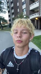 Kevin angle (@kevin.23027)