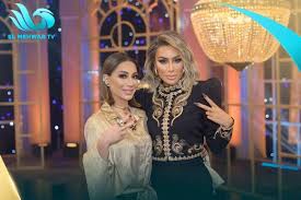 واعترفت بسمة وهبة أن الثراء الذي تعيش فيه يرجع الفضل فيه إلى زوجها الأول، كما أكدت ورأت بسمة وهبة أنها محظوظة بتجاربها في الزواج، فيما اعتبرت أن ما تخشاه هو غضب الله. Ù…Ø§ÙŠØ§ Ø¯ÙŠØ§Ø¨ Ø¶ÙŠÙØ© Ø£ÙˆÙ„Ù‰ Ø­Ù„Ù‚Ø§Øª Ø§Ù„Ø¹Ø±Ø§ÙØ© Ù…Ø¹ Ø¨Ø³Ù…Ø© ÙˆÙ‡Ø¨Ø© Ø£Ø®Ø¨Ø§Ø± ØµØ­ÙŠÙØ© Ø§Ù„Ø±Ø¤ÙŠØ©