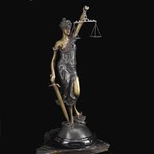 Bey Berk International 16 5h In Lady Justice On Marble In 2020 Lady Justice Decmode Buddha Figurine