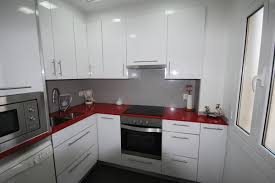 Encimera madera maciza roble 240 x 63 x 3,8 cm. Foto Cocina Encimera Roja De Vt Reformes Numancia 1060452 Habitissimo