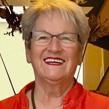 This should be 47's “presidential” photo… framed with a plaque below it  reminding our citizens and world leaders that pass it