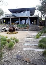 Fantastic Home South Of Melbourne Were Designed By The Multi Talented Bronnie Masefau Designhunter Landscape Design Landscaping Inspiration House Landscape