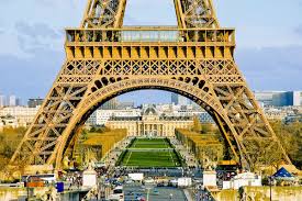 Un city break romantic ar putea fi cadoul perfect de valentine's day sau de dragobete. City Break Ul De Miere Cu Christian Tour AndreicenusÄƒ Ro