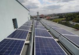 Zobacz, jak pozyskać energię z ogniw fotowoltaicznych, ile to kosztuje i kiedy się zwraca. Fotowoltaika Na Dachu Budynku Wielorodzinnego Przyklady Inwestycji Oplacalnosc Programy Wsparcia Muratorplus Pl