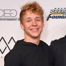 Baylee Littrell Contact Info