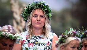 2019 bergfeldts amerika s2a1 tre dagar med ku klux klan. For Manga Barn Vaxer Upp Precis Som Carina Bergfeldt Aftonbladet