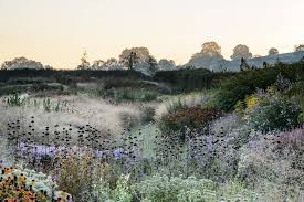 Piet Oudolf S Garden At Hauser Wirth Somerset In 2020 Dutch Gardens Landscape Design Landscape