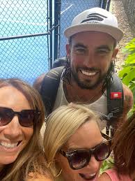 How does the Xtreme Pro with Diamond Head play?