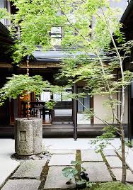 Modern japanese style house with a mature terraced garden design. Japanese Style In Interior Design A Piece Of Zen Philosophy In Your Home Pufik Beautiful Interiors Online Magazine