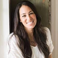 Adrienne Satterfield's Instagram, Twitter & Facebook