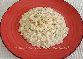 Risotto Ai Quattro Formaggi E Salsa Di Noci