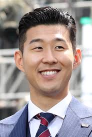 Osiyoda yilning eng yaxshi futbolchisi