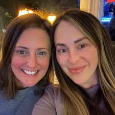 NYE weekend with the Scott's! We had so much fun, our kids loved moving and  grooving, and we never skip a beat after over 25+ years of friendship. 📷:  Echo Mountain for