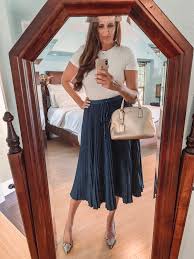 How To Dress Up A White T Shirt Simple Style Guide Tips 2020 popular 1 trends in women's clothing, men's clothing, mother & kids, underwear & sleepwears with white t shirt dress cotton woman and 1. how to dress up a white t shirt