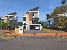 The closest kota kinabalu international airport is located in 5.6 km from the hotel. è¿™ä¸ª Kvif Lim Iqi Sabah Kota Kinabalu Property Investment Facebook