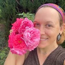 عصابات لوس أنجلوس ترافق المهاجرين وتبقي ICE خائفة، والمدنيون يرشقون العملاء  باللمعان، والحرس الوطني والمارينز يقفون حول التشكيك في خياراتهم الحياتية  مثل إصبع الوسط باهظ الثمن، سلبي عدواني فقط من أجل @CAGovernor