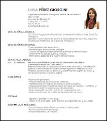 A continuación te presentamos un ejemplo de un currículum vitae para estudiantes elaborado con diferentes diseños de plantillas que puedes descargar en pdf Modelos De Curriculum Vitae Para Encontrar Trabajo Livecareer
