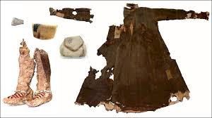 Ancient Mongolian woman's clothing and possessions discovered
