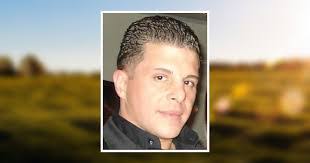 Robert Fanelli's Instagram, Twitter & Facebook