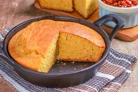 Rich Southern Style Cornbread In A Cast Iron Skillet Recipe Southern Style Cornbread Best Cornbread Recipe Southern Cornbread